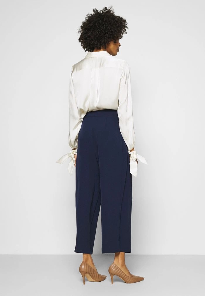 Pantalons ANNA FIELD Anna Field Wide Cropped Leg Trousers With Belt Bleu Marine Femme | SUI-0680537